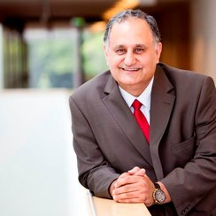 Prof. Dr. rer. pol. Reza Asghari (kooptiert)