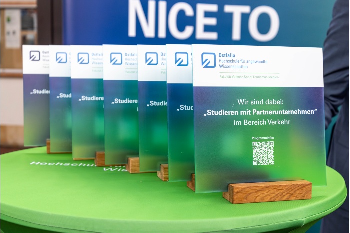 2025_02_13_Unterschriften_Netzwerkpartner_Verkehr_Tonio_Vakalopoulos-8