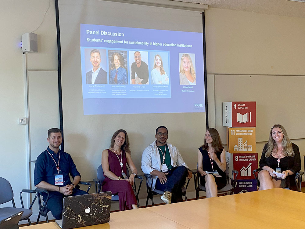 Paneldiskussion (v.l.n.r: Lazar Tomašević (ZHAW School of Management and Law), José Ann Van Eeuwijk, Gustavo Loiola, Anna-Theresia Krein, Chiara Bernd (CBS Business School))