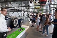 Kleine Tour durch die Ausstellung in der Autostad