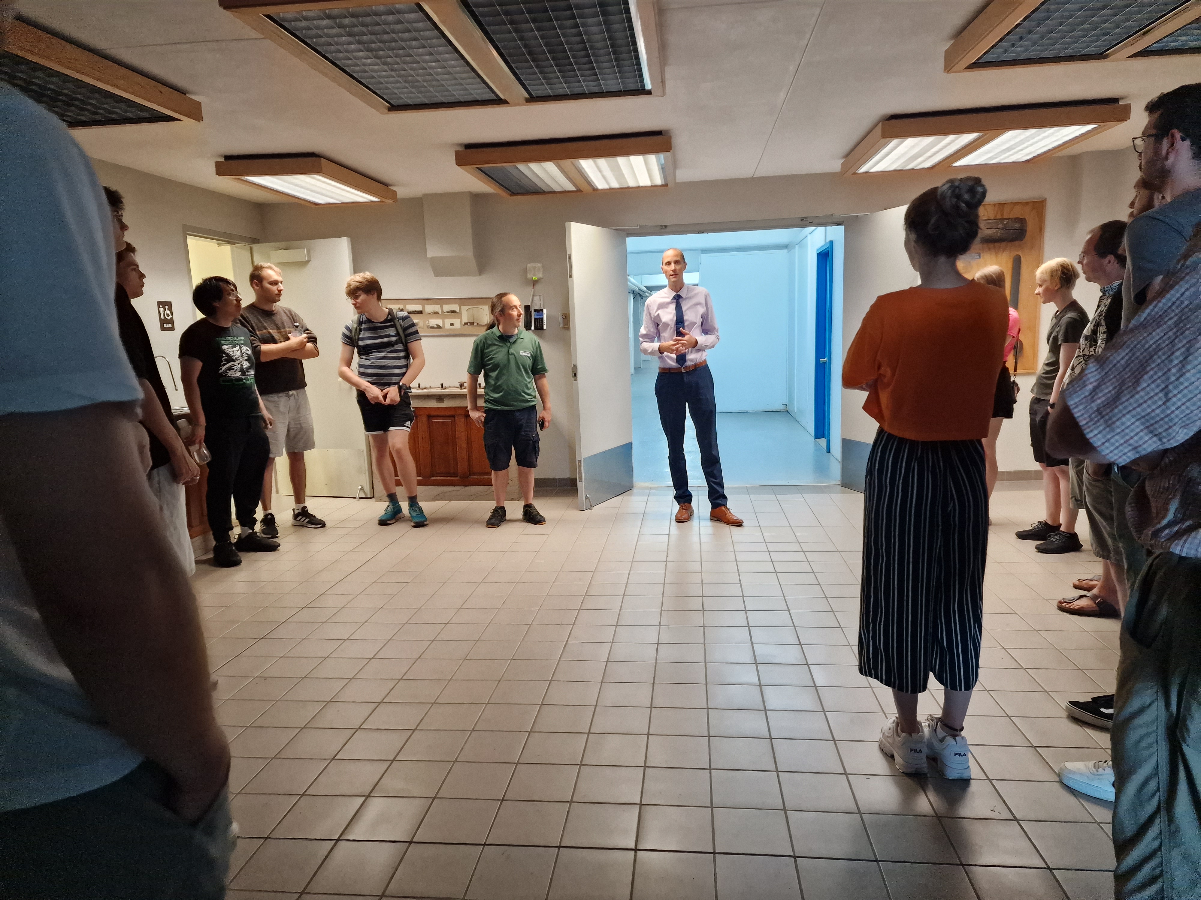 Aus der Praxis: Geöffnete Türen für die Studierenden bei den Betrieben für die Trinkwasserversorgung und Abwasserentsorgung in Kenosha