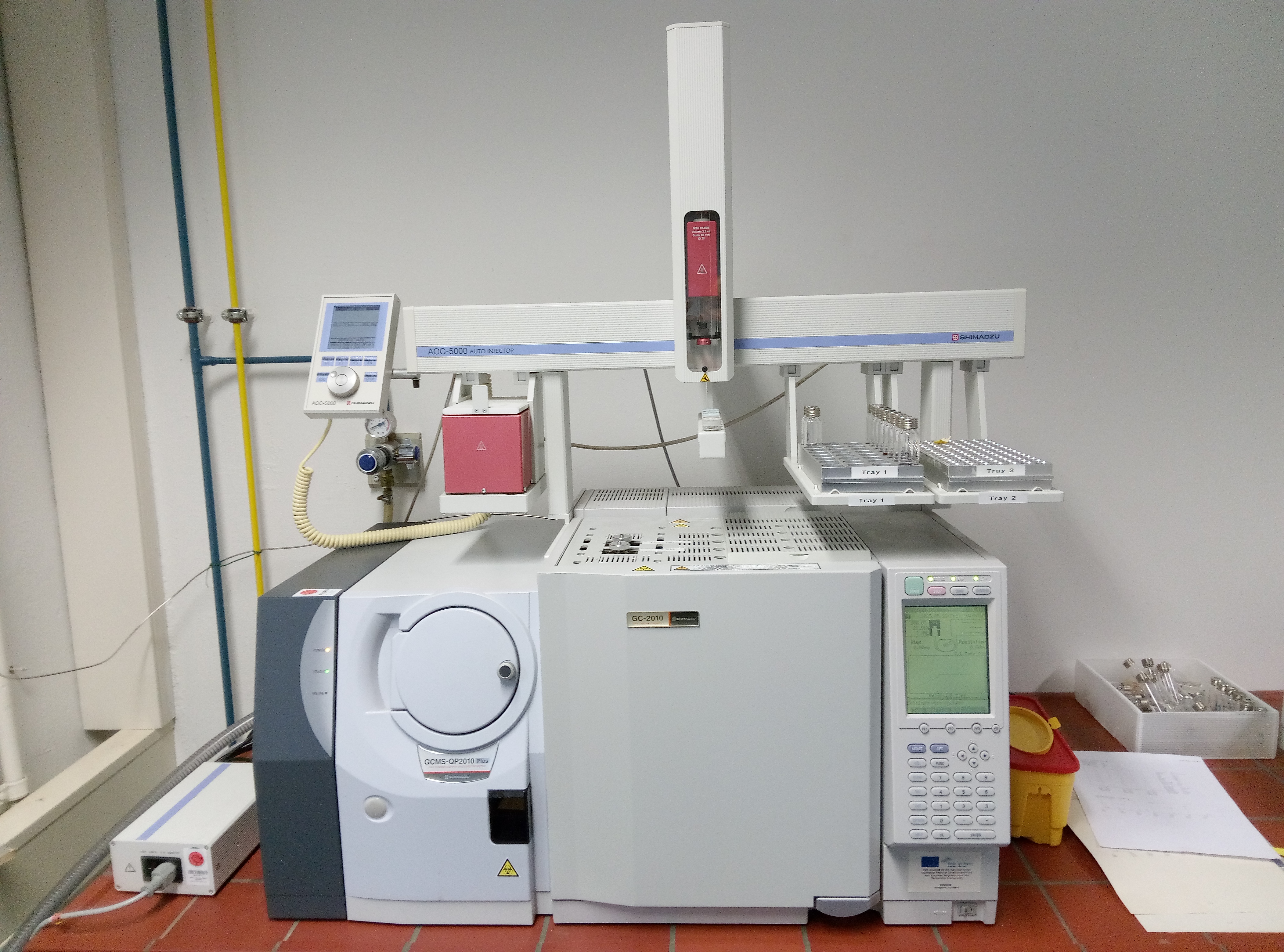 Gaschromatograph mit angeschlossenem Massenspektrometer